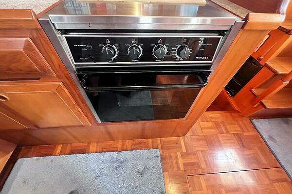 DeFever Pilothouse Yacht For Sale