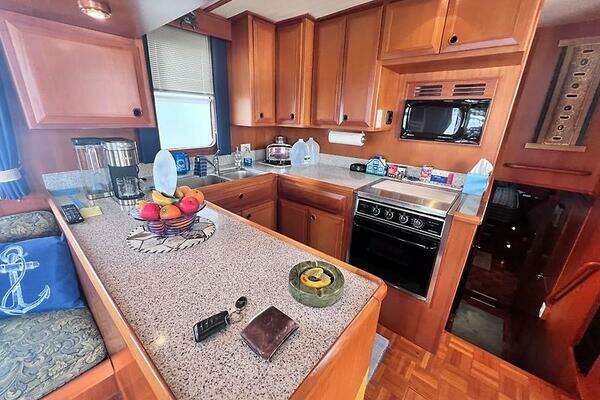 DeFever Pilothouse Yacht For Sale