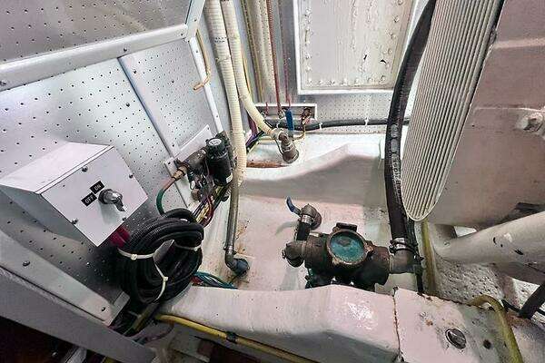 DeFever Pilothouse Yacht For Sale