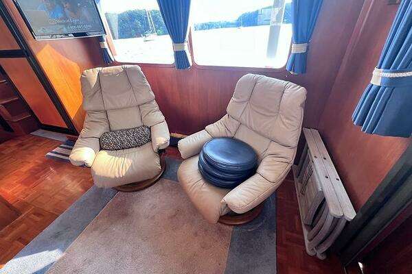 DeFever Pilothouse Yacht For Sale