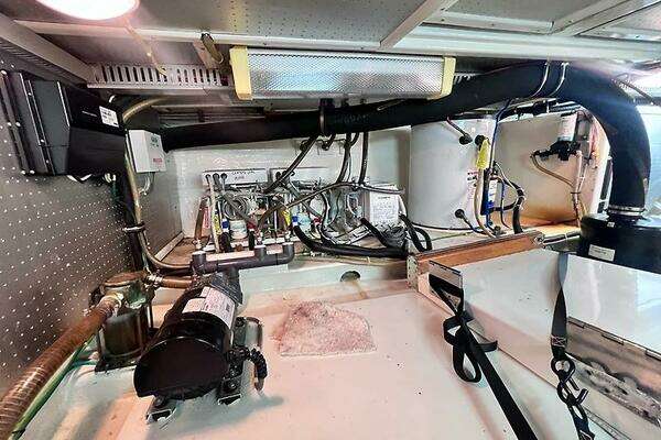 DeFever Pilothouse Yacht For Sale