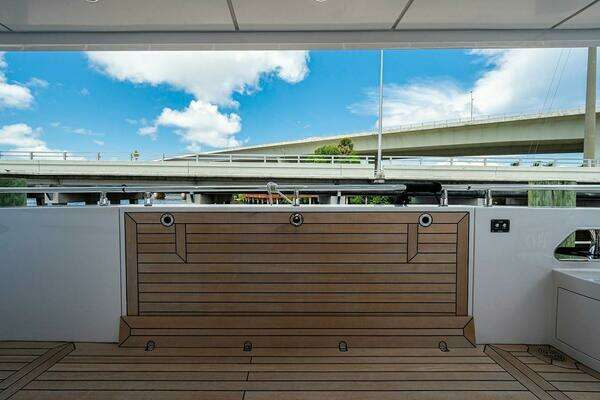 2020 Majesty Yachts 141