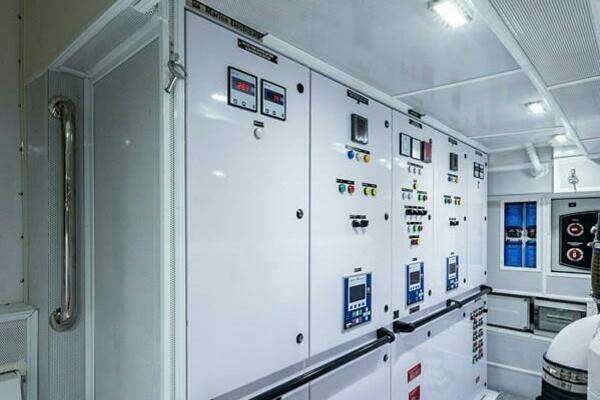 2020 Majesty Yachts 141