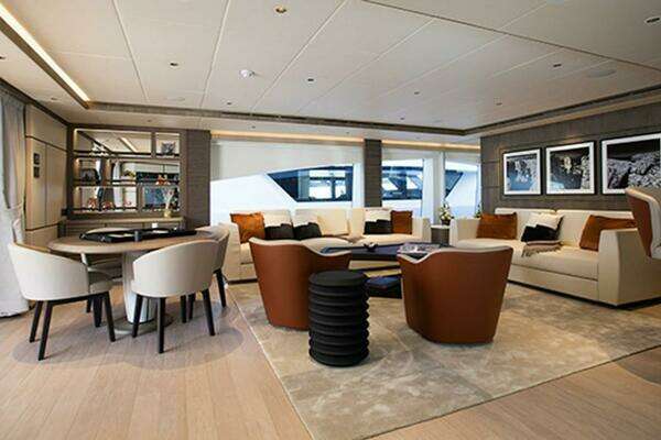 2020 Majesty Yachts 141