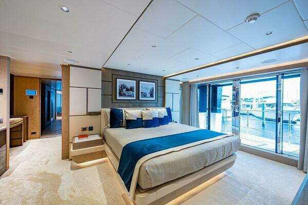 2020 Majesty Yachts 141