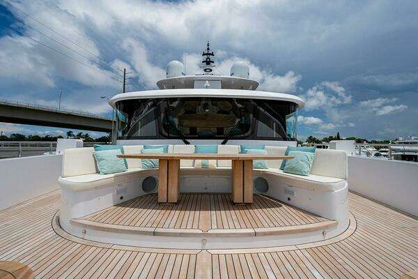 2020 Majesty Yachts 141