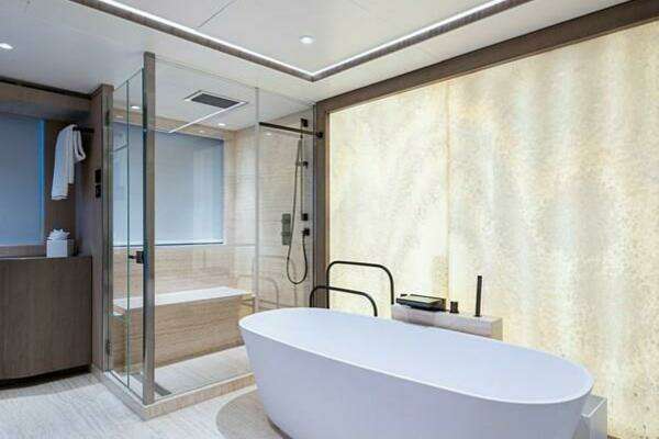 2020 Majesty Yachts 141