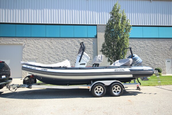 2018 Zodiac Open 7 w/trailer, Image 1 