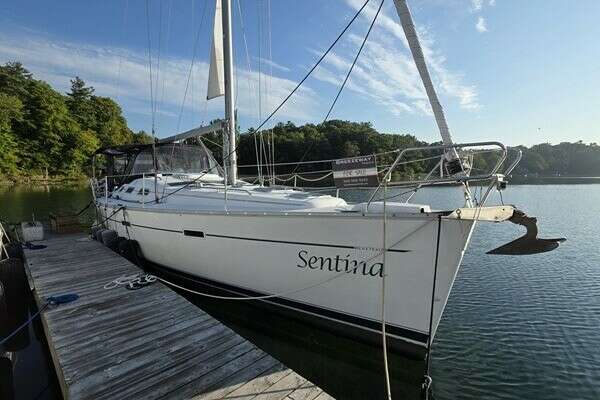 39-ft-Beneteau-2003-393- Kingston Ontario Canada  yacht for sale