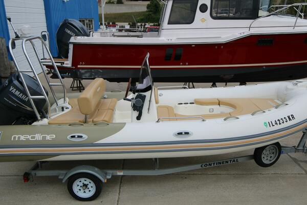 2011 Zodiac Medline 550, Image 1 