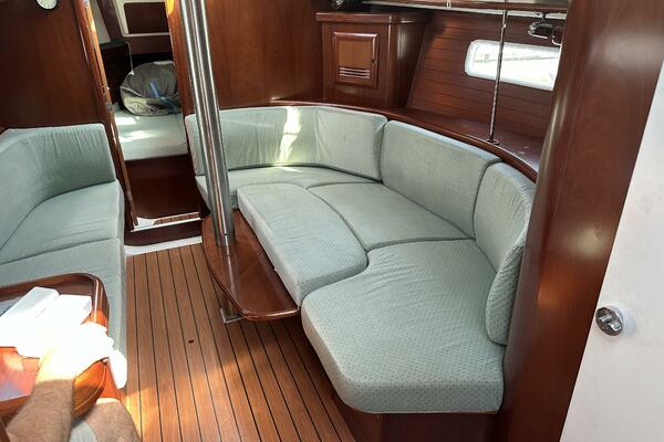 It s About Time 36ft Beneteau Yacht For Sale