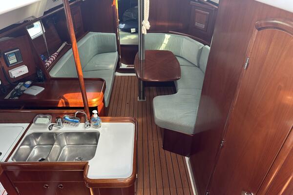 It s About Time 36ft Beneteau Yacht For Sale