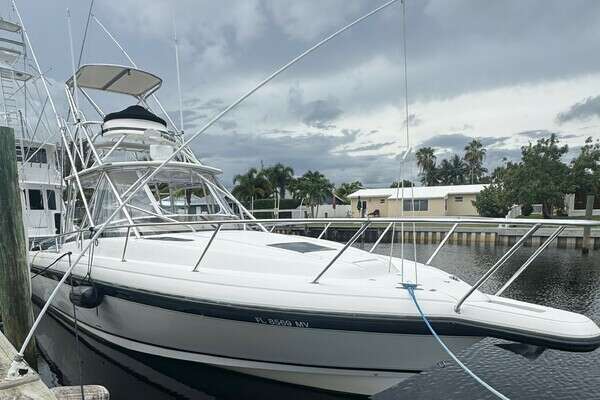 37-ft-Intrepid-2005-377 Walk-around-Knot Workin Palm City  Florida United States  yacht for sale
