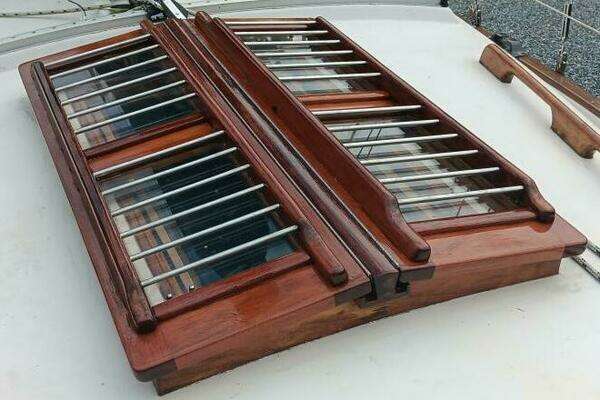 Photo of the 1991 Gozzard 31 "Rhythm"