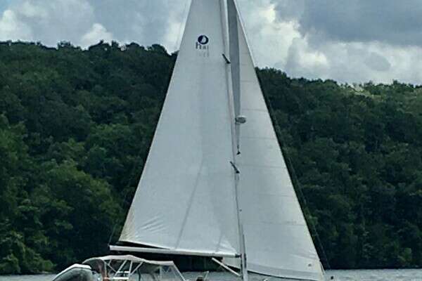 41-ft-Hunter-2007-41 Aft Cabin-Sail A Vie-Fernandina Beach Florida United States yacht for sale