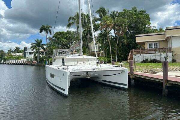 38-ft-Fountaine Pajot-2017-Fort Lauderdale yacht for sale