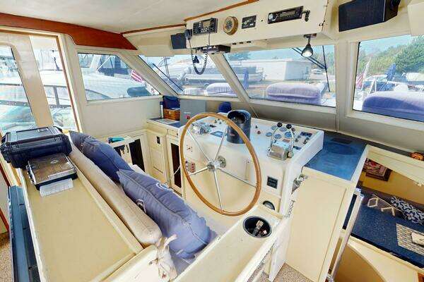 Hatteras Motor Yacht Yacht For Sale