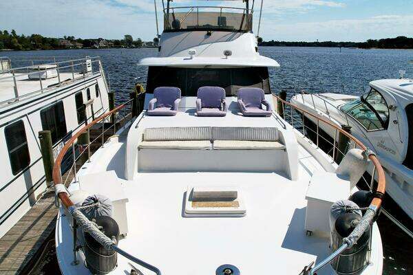 Hatteras Motor Yacht Yacht For Sale