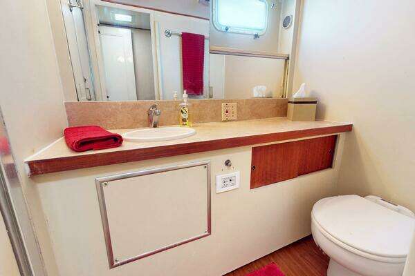 Hatteras Motor Yacht Yacht For Sale