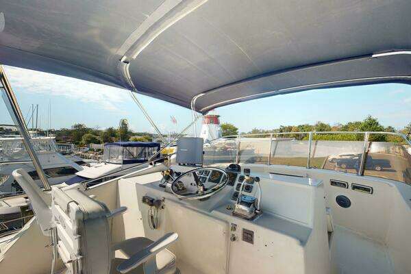 Hatteras Motor Yacht Yacht For Sale