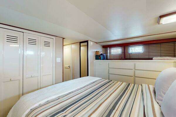 Hatteras Motor Yacht Yacht For Sale