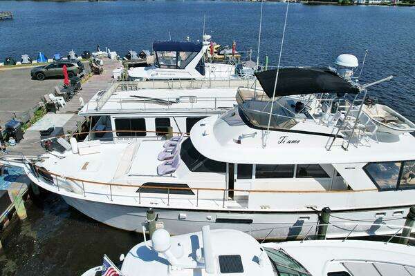 Hatteras Motor Yacht Yacht For Sale