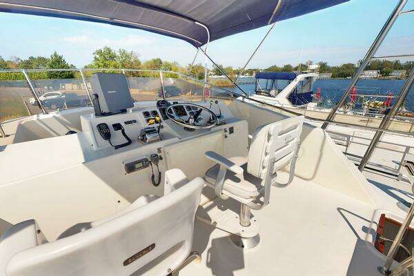 Hatteras Motor Yacht Yacht For Sale