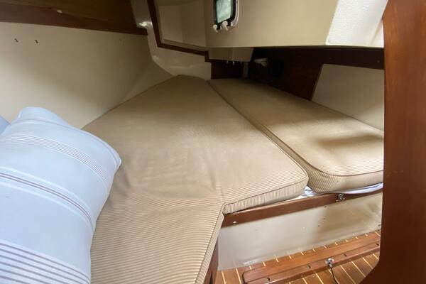 Ruby 30ft Catalina Yacht For Sale