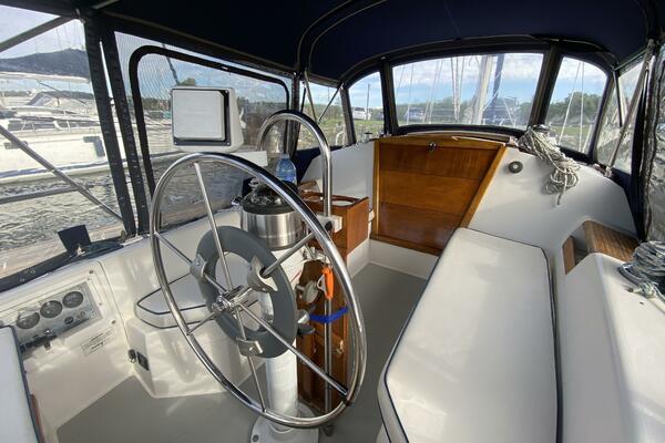 Ruby 30ft Catalina Yacht For Sale