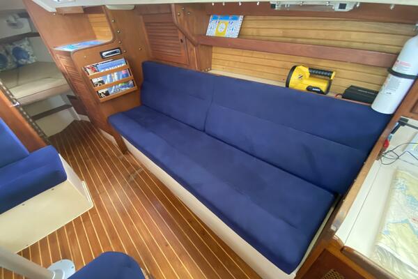 Ruby 30ft Catalina Yacht For Sale