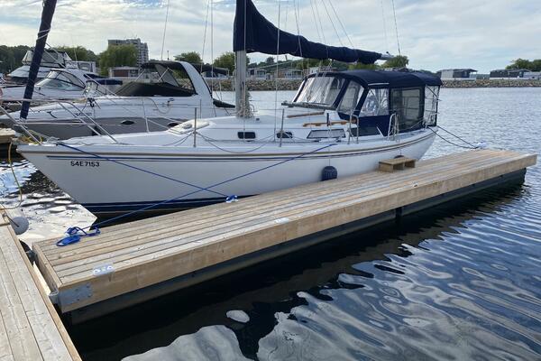 Ruby 30ft Catalina Yacht For Sale
