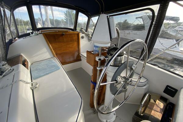 Ruby 30ft Catalina Yacht For Sale