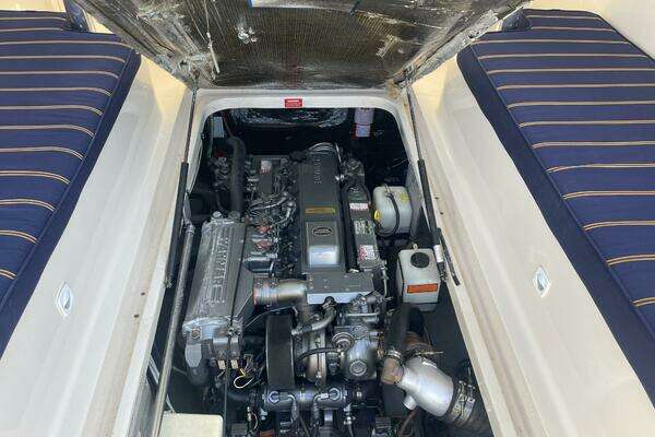 Photo of the 2005 Mainship 30 Pilot II "Summer Wine"