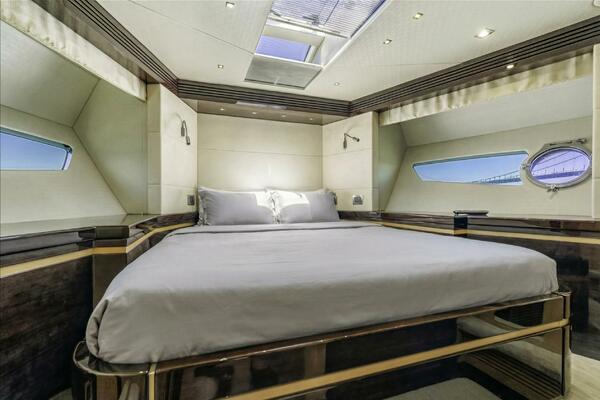 68ft Sunseeker Yacht For Sale