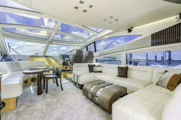 2014 Sunseeker 68