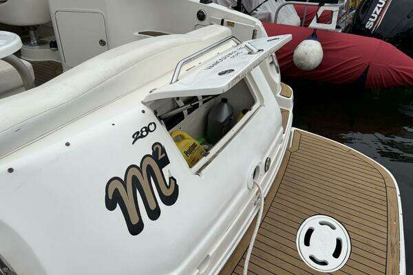 Photo of the 2002 Sea Ray 280 Sundancer