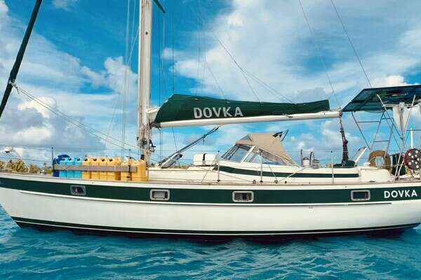 34-ft-Hallberg-Rassy-1985-352-Dovka Papeete, Tahiti  French Polynesia  yacht for sale