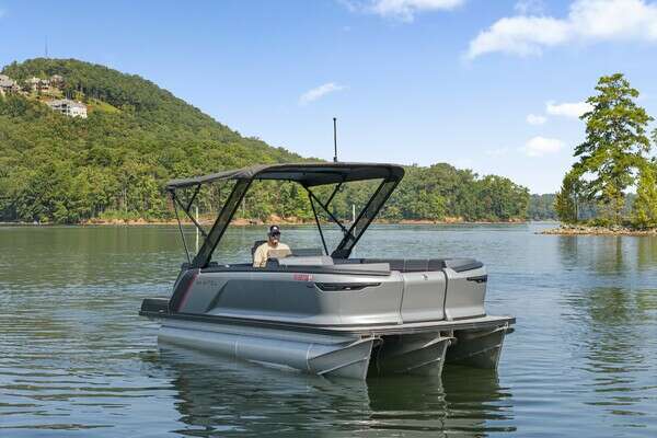 25-ft-Manitou-2025-22 MAX Bench- Acworth Georgia United States  yacht for sale