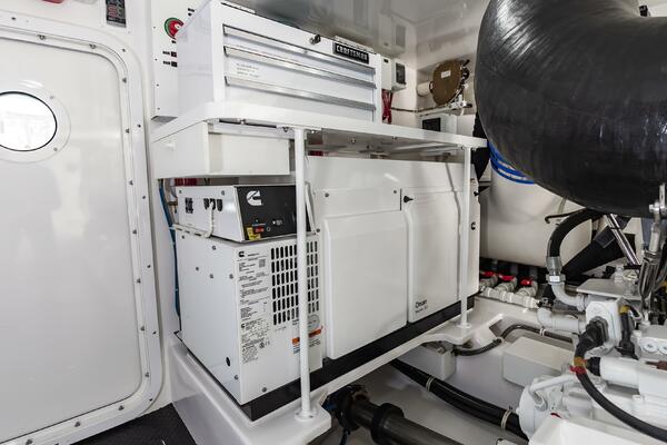 Fins Up 72ft Viking Yacht For Sale