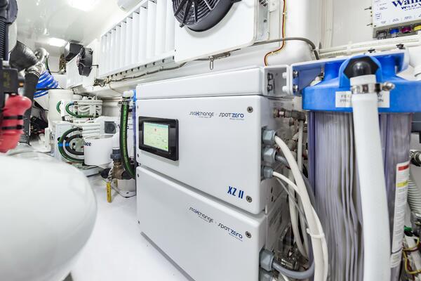 Fins Up 72ft Viking Yacht For Sale