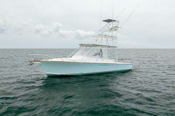 Photo of the 2004 Stolper 38 Express "Sam I Amm"