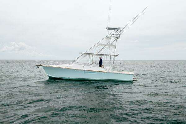 Photo of the 2004 Stolper 38 Express "Sam I Amm"