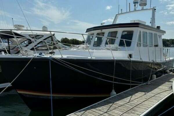 38-ft-Custom-2000-Leblanc Leo 38- Dartmouth Nova Scotia Canada  yacht for sale