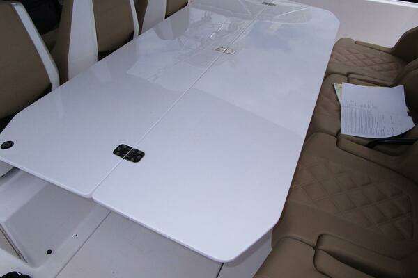 Axopar Sun-Top Yacht For Sale