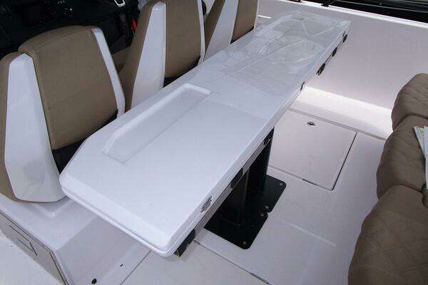 Axopar Sun-Top Yacht For Sale