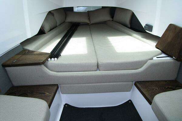 Axopar Sun-Top Yacht For Sale