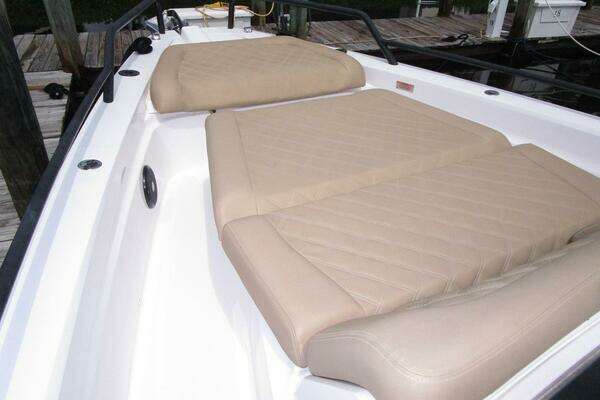 Axopar Sun-Top Yacht For Sale