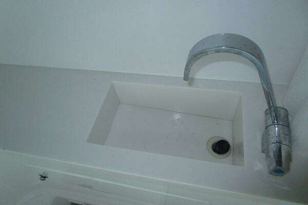 Axopar Sun-Top Yacht For Sale