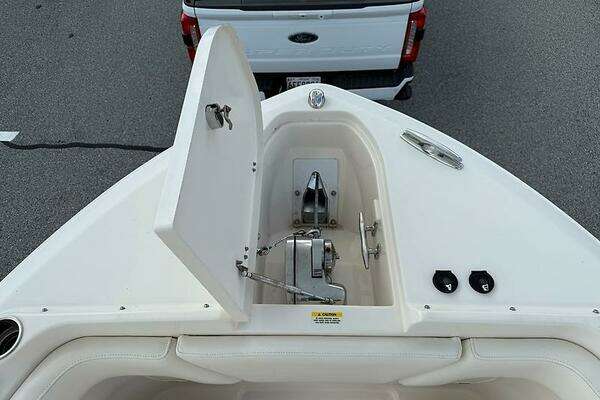 Photo of the 2018 Grady-White Grady-White