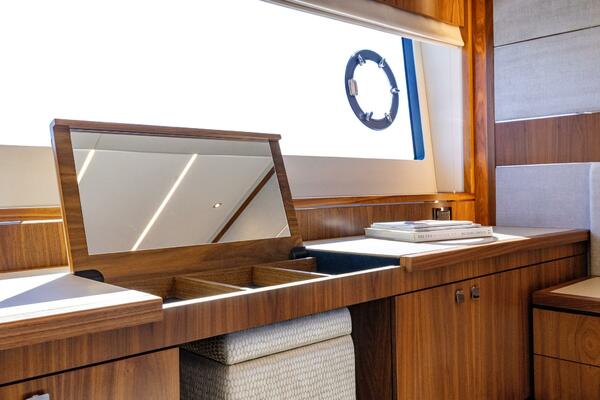 74ft Sunseeker Yacht For Sale